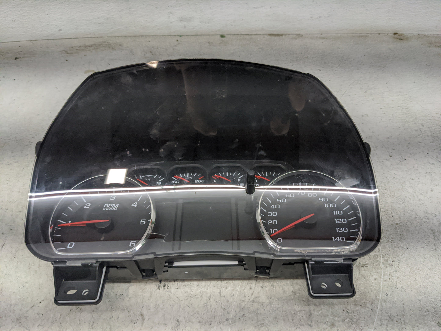 2014-2015 Chevrolet Silverado 1500 Instrument Cluster Speedometer Gauges P/N:23448509 BA2P Miles:188K Fits Fits 2014 2015 20