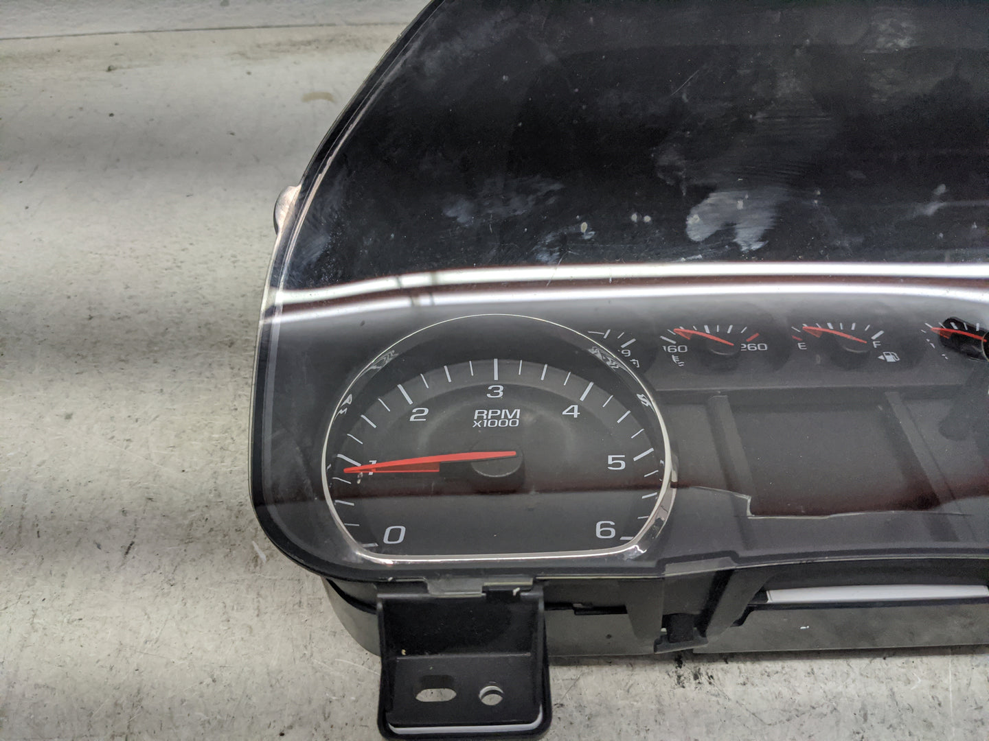 2014-2015 Chevrolet Silverado 1500 Instrument Cluster Speedometer Gauges P/N:23448509 BA2P Miles:188K Fits Fits 2014 2015 20