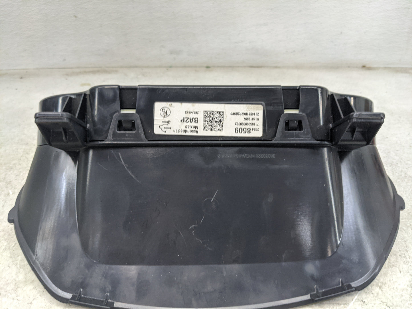 2014-2015 Chevrolet Silverado 1500 Instrument Cluster Speedometer Gauges P/N:23448509 BA2P Miles:188K Fits Fits 2014 2015 20