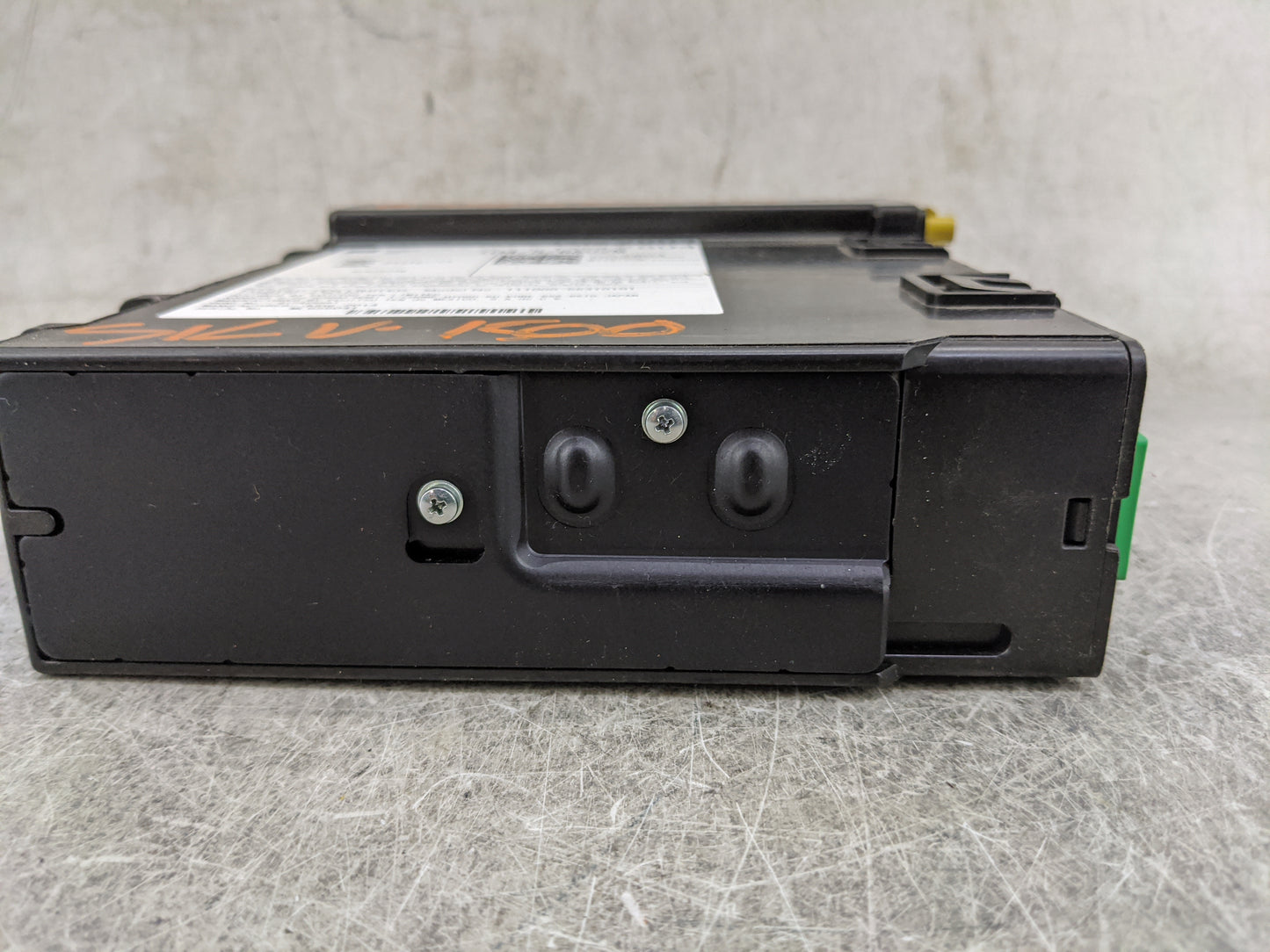 2014 Chevrolet Silverado 1500 Radio AM FM Cd Player Receiver Replacement P/N:13592804 11100055310101, XLK1834W Fits Fits 201