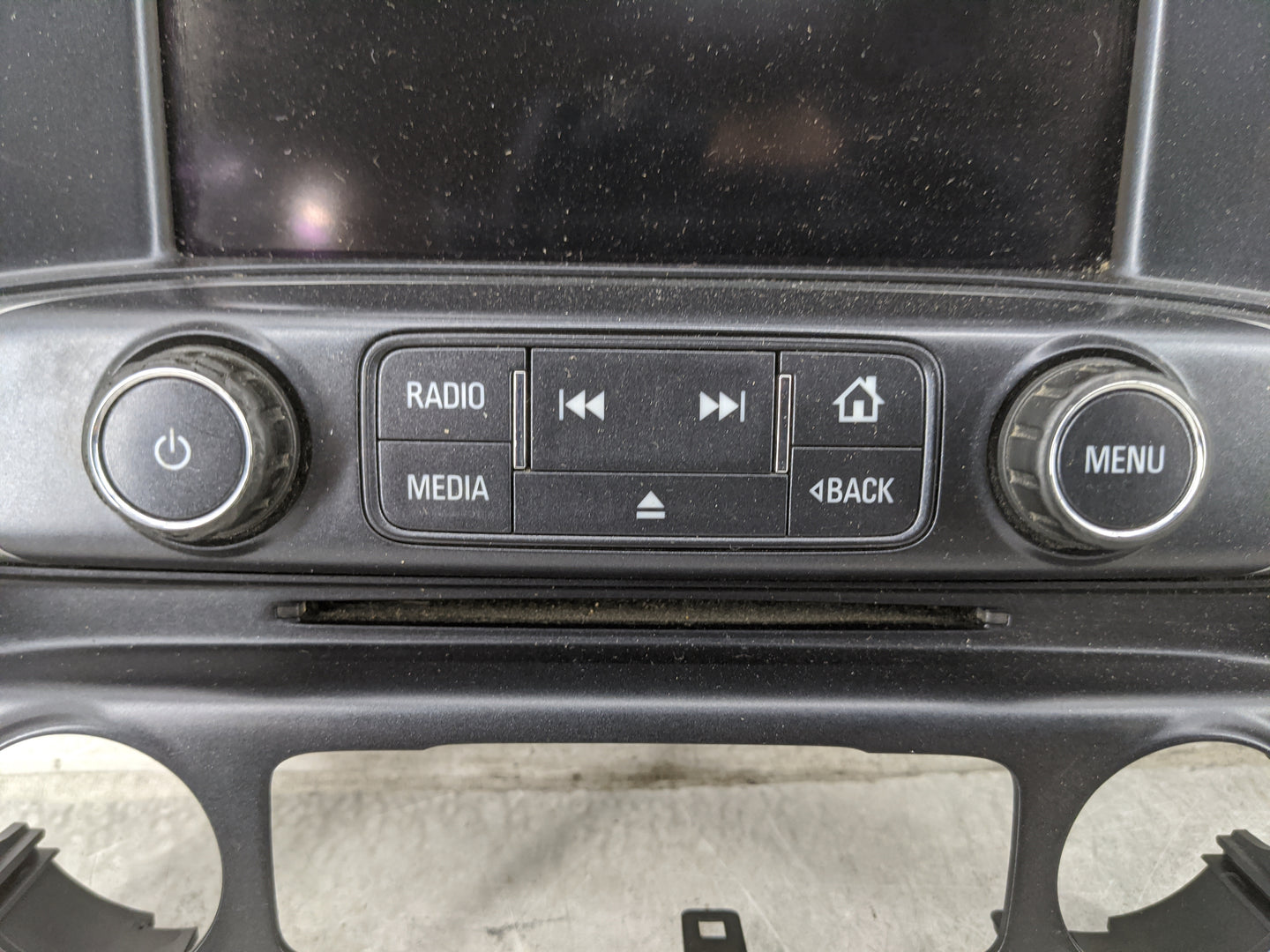 2014 Chevrolet Silverado 1500 Radio Control Panel 1476449 - Oemusedautoparts1.com
