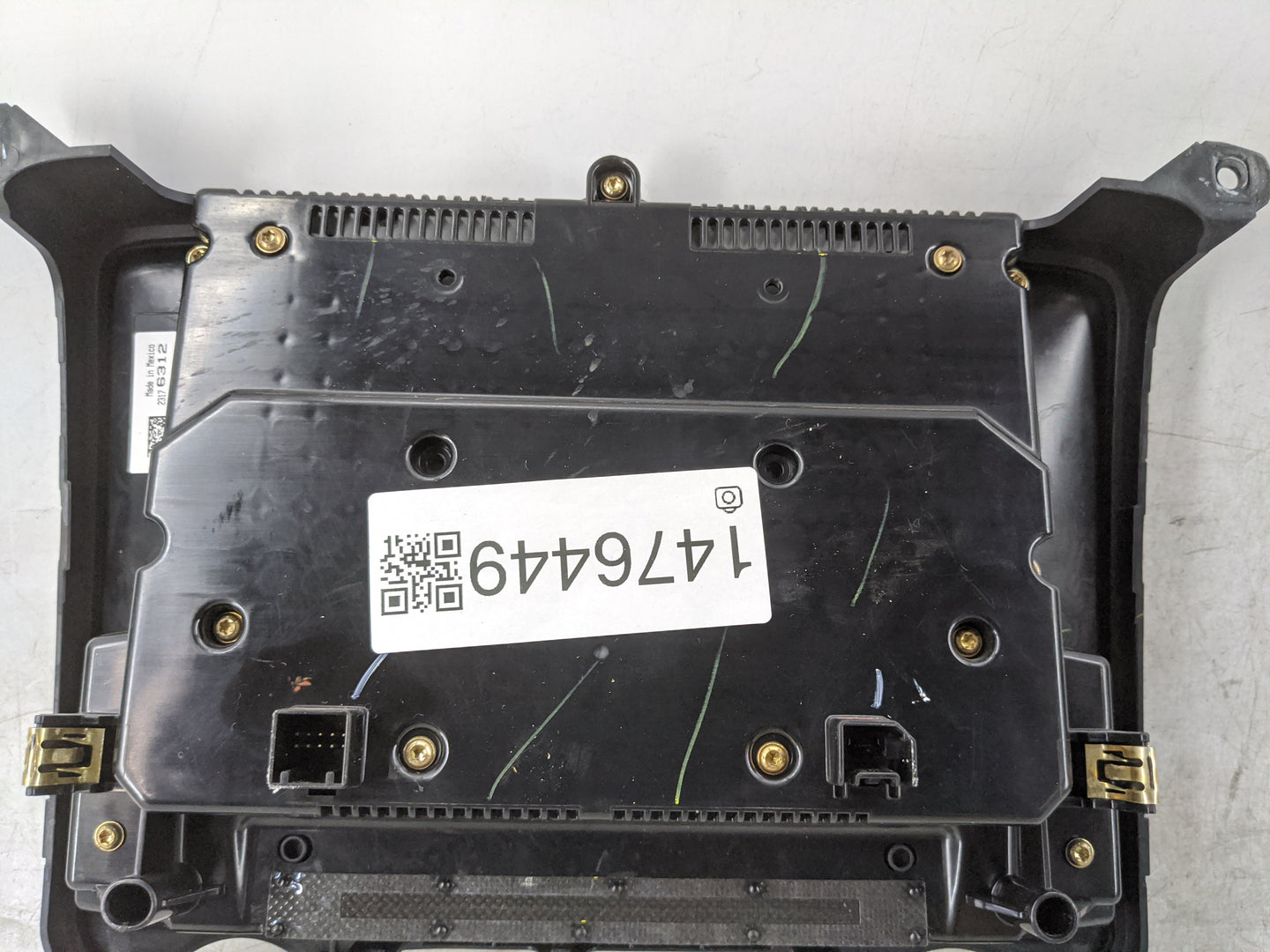 2014 Chevrolet Silverado 1500 Radio Control Panel 1476449 - Oemusedautoparts1.com