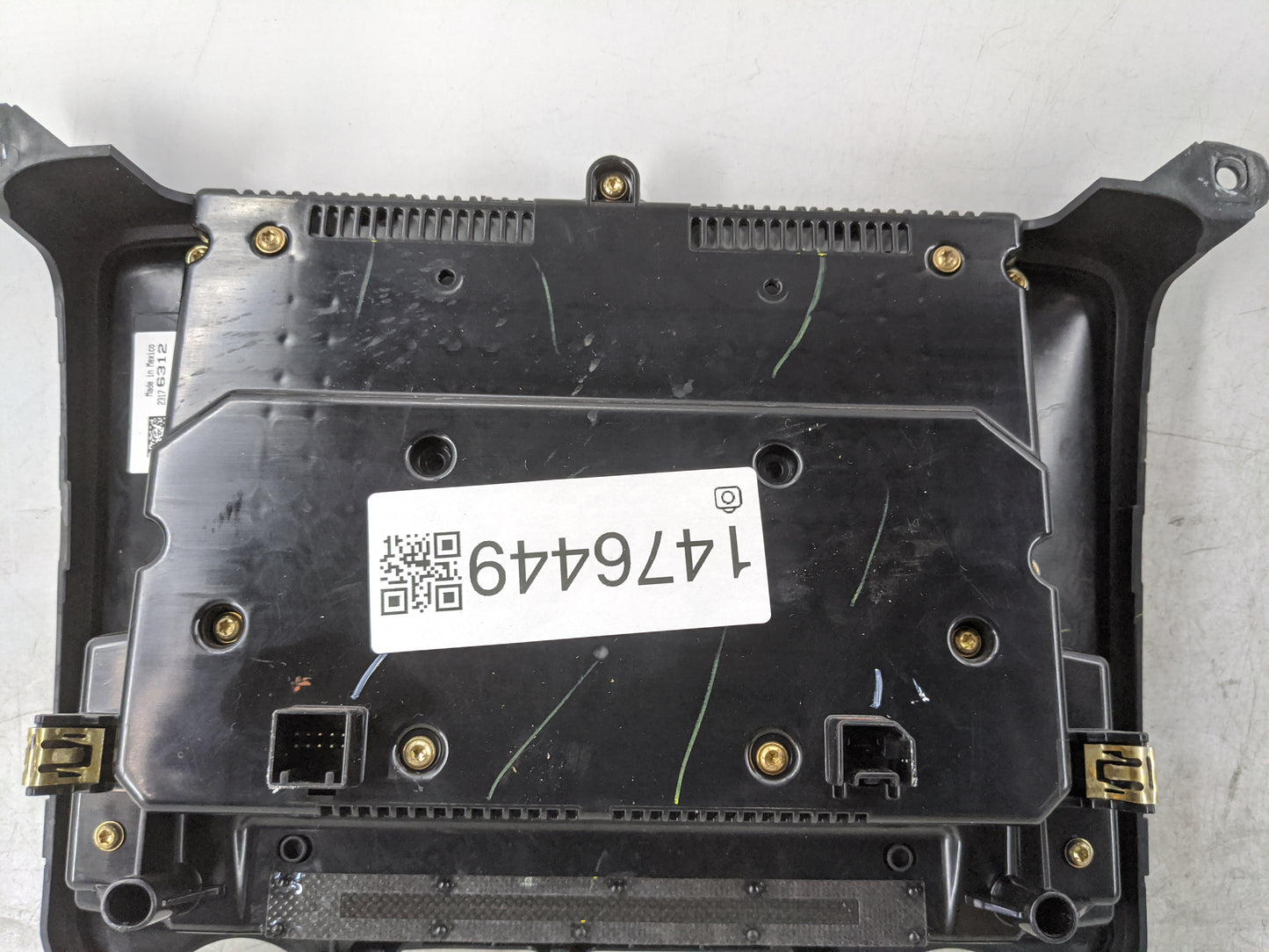 2014 Chevrolet Silverado 1500 Radio Control Panel 1476449 - Oemusedautoparts1.com