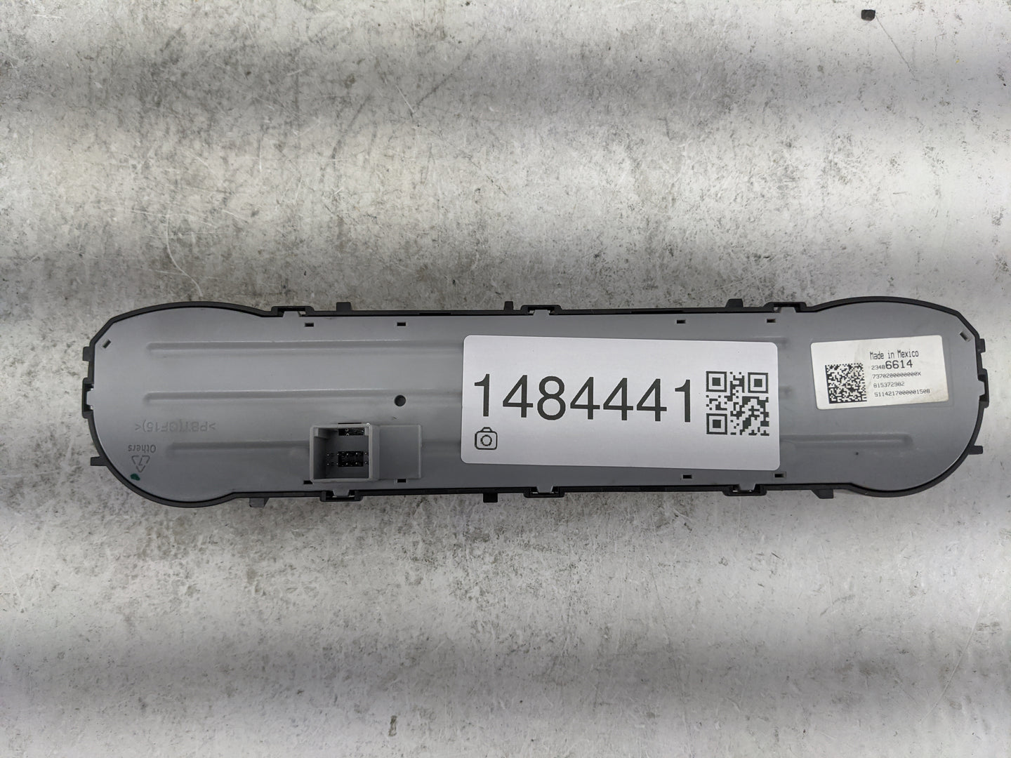 2014 Chevrolet Silverado 1500 Climate Control Module Temperature AC/Heater Replacement P/N:23486614 815372982 Fits OEM Used 
