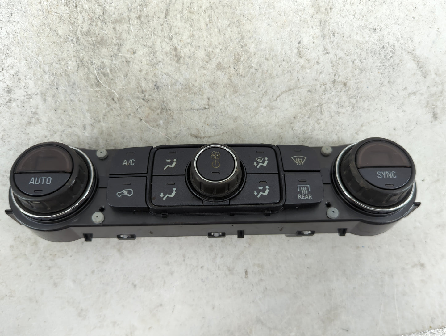 2014 Chevrolet Silverado 1500 Climate Control Module Temperature AC/Heater Replacement P/N:23176290 815372982 Fits OEM Used 