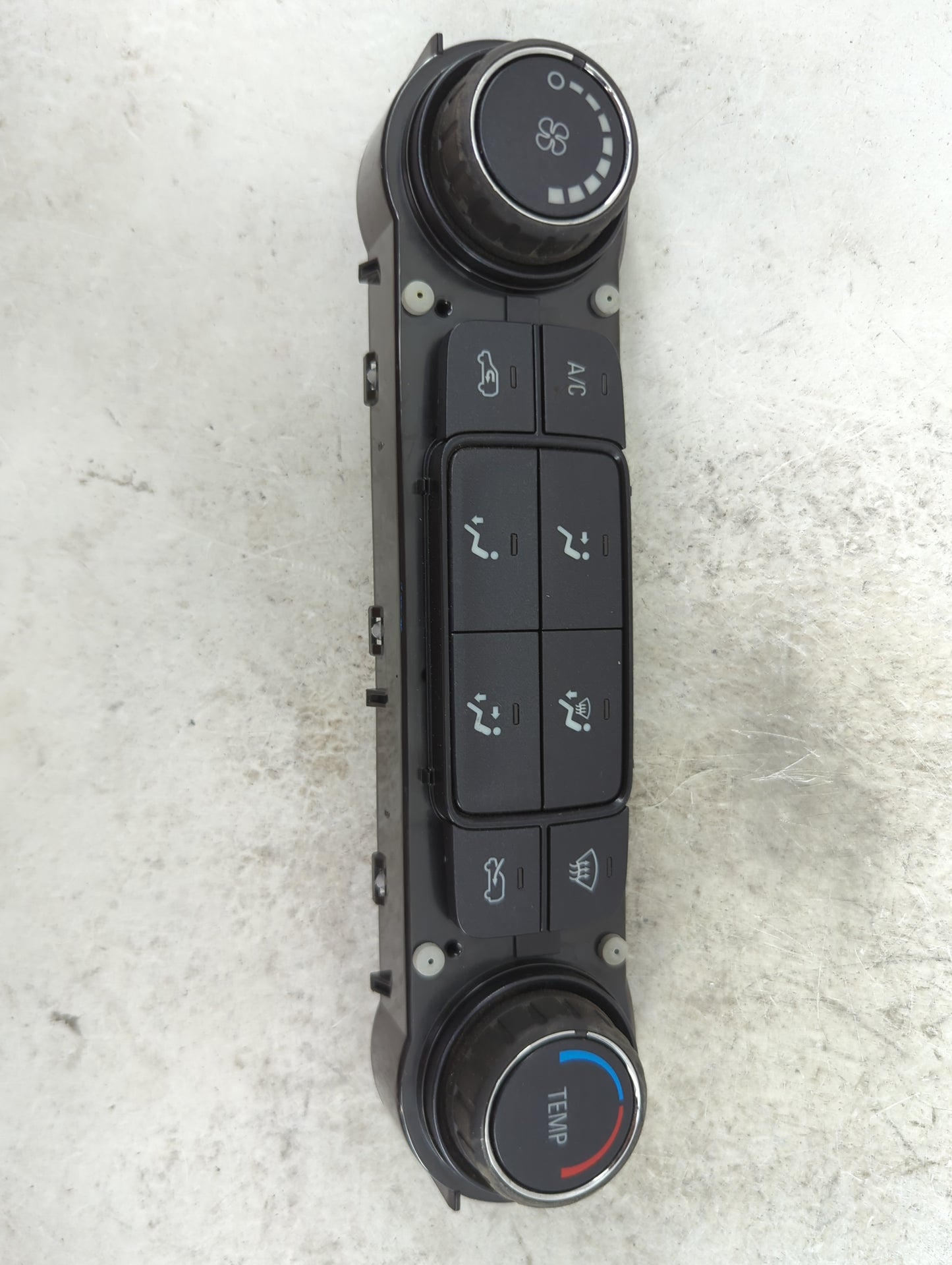2014-2019 Chevrolet Silverado 1500 Climate Control Module Temperature AC/Heater Replacement P/N:23176279 815372982 Fits OEM 