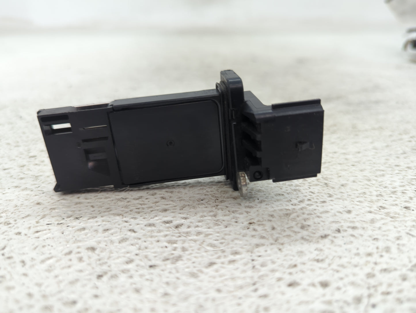 2014-2019 Chevrolet Silverado 1500 Mass Air Flow Meter Maf 1487858 - Oemusedautoparts1.com