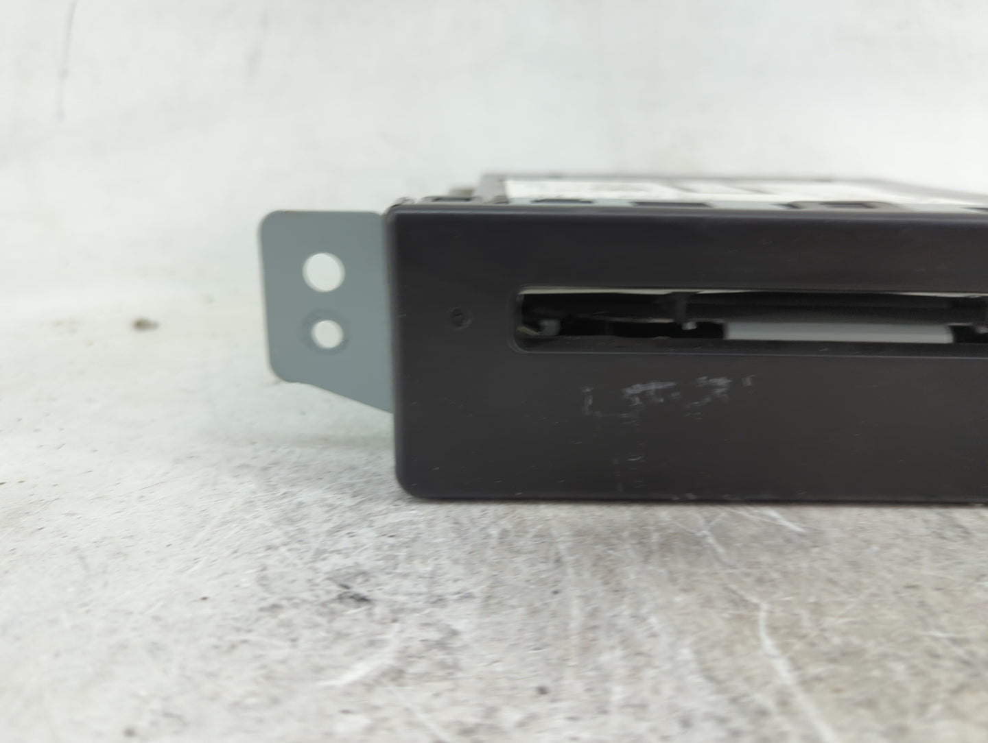 2014 Chevrolet Silverado 1500 Radio AM FM Cd Player Receiver Replacement P/N:06A1440CD9CE Fits Fits 2013 2015 OEM Used Auto 