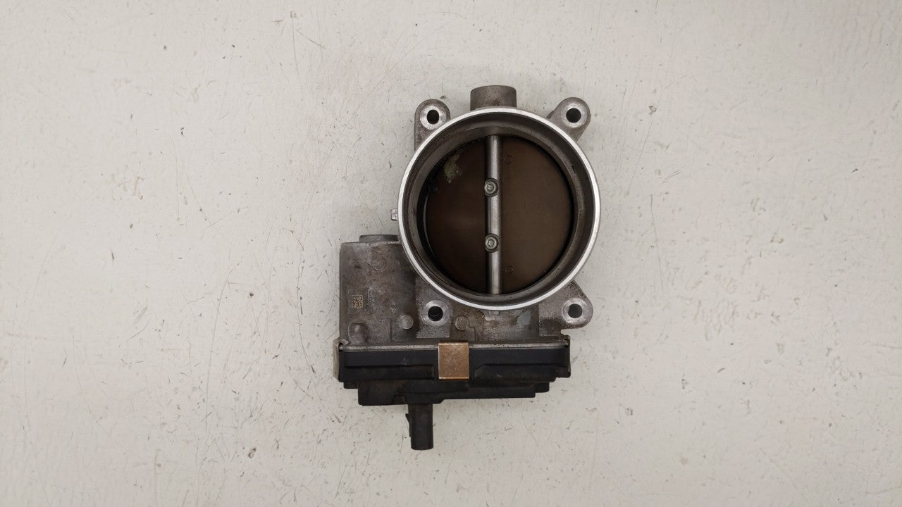 2014-2019 Chevrolet Silverado 1500 Throttle Body P/N:12678224 12617792 Fits Fits 2014 2015 2016 2017 2018 2019 OEM Used Auto