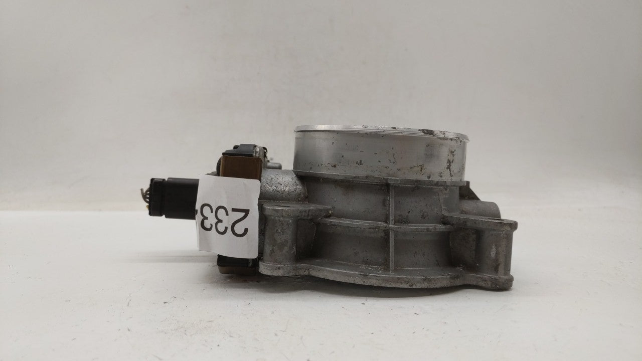 2014-2019 Chevrolet Silverado 1500 Throttle Body P/N:12678224 12617792 Fits Fits 2014 2015 2016 2017 2018 2019 OEM Used Auto