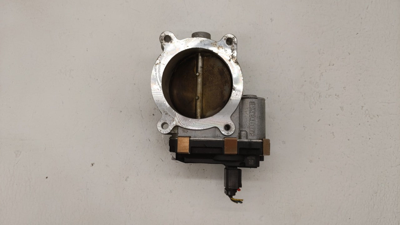2014-2019 Chevrolet Silverado 1500 Throttle Body P/N:12678224 12617792 Fits Fits 2014 2015 2016 2017 2018 2019 OEM Used Auto