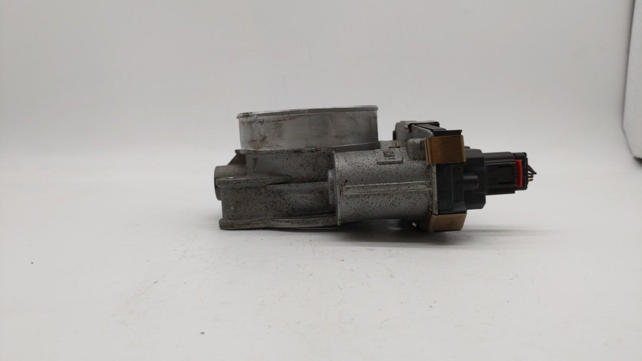 2014-2019 Chevrolet Silverado 1500 Throttle Body P/N:12678224 12617792 Fits Fits 2014 2015 2016 2017 2018 2019 OEM Used Auto