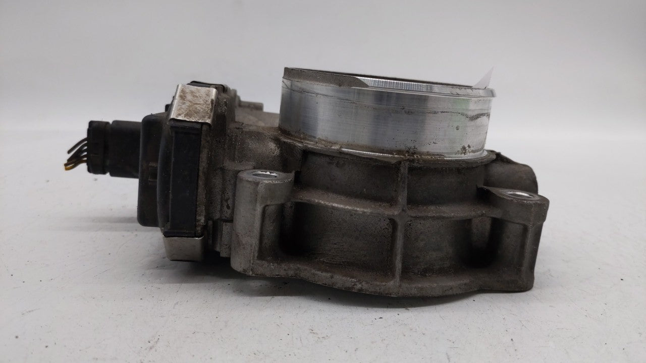 2014-2015 Chevrolet Silverado 1500 Throttle Body P/N:12632171BA Fits Fits 2014 2015 OEM Used Auto Parts - Oemusedautoparts1.