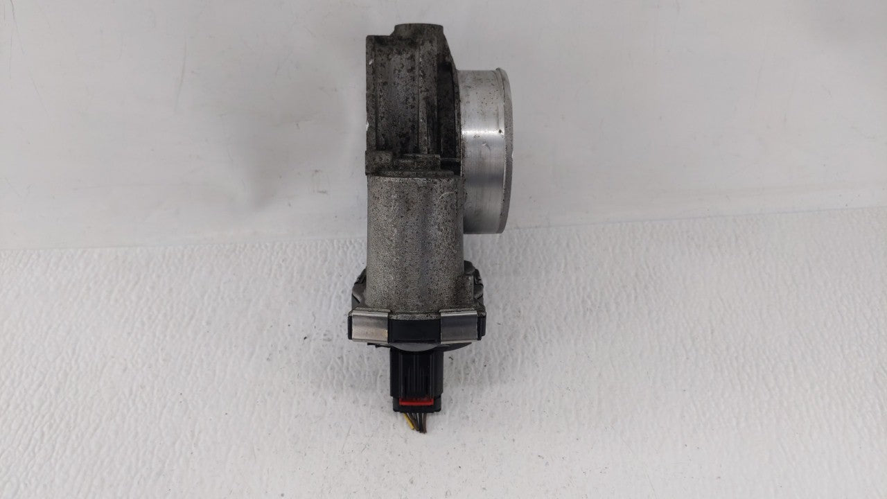 2014-2015 Chevrolet Silverado 1500 Throttle Body P/N:12632171BA Fits Fits 2014 2015 OEM Used Auto Parts - Oemusedautoparts1.