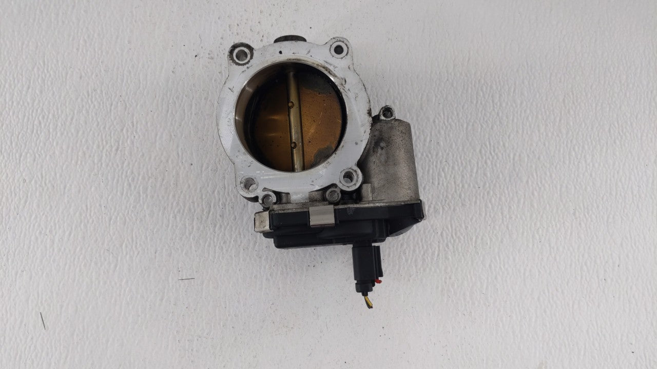 2014-2015 Chevrolet Silverado 1500 Throttle Body P/N:12632171BA Fits Fits 2014 2015 OEM Used Auto Parts - Oemusedautoparts1.