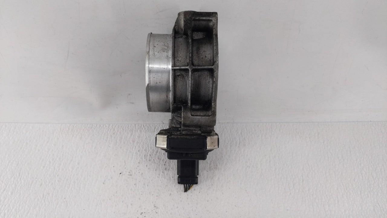 2014-2015 Chevrolet Silverado 1500 Throttle Body P/N:12632171BA Fits Fits 2014 2015 OEM Used Auto Parts - Oemusedautoparts1.