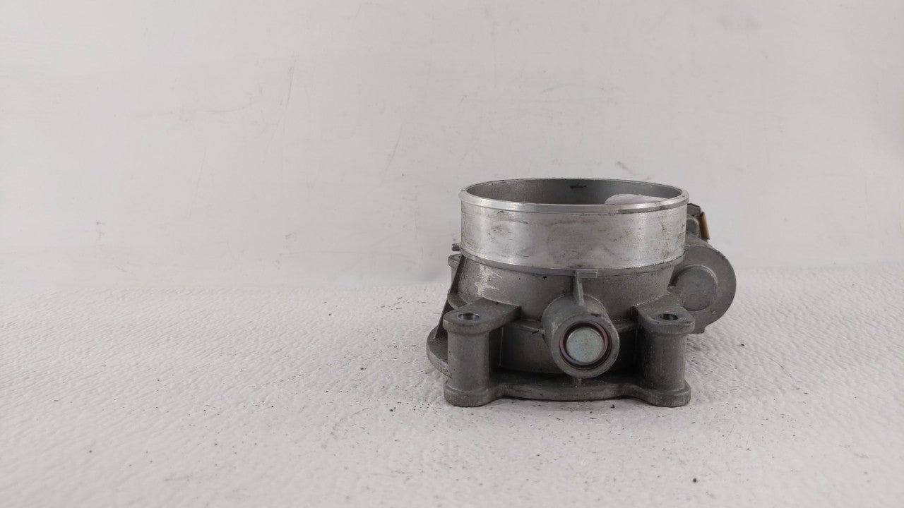 2014-2019 Chevrolet Silverado 1500 Throttle Body P/N:12678224 12617792 Fits Fits 2014 2015 2016 2017 2018 2019 OEM Used Auto