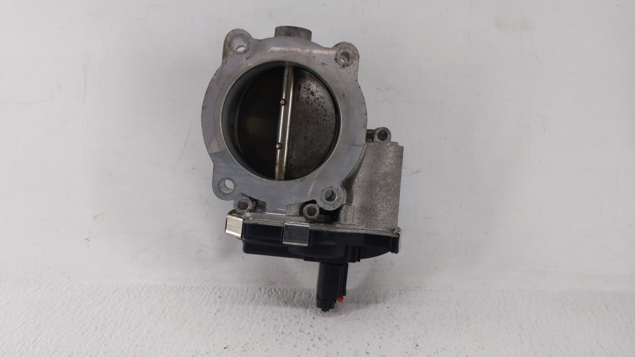 2014-2015 Chevrolet Silverado 1500 Throttle Body P/N:12632171BA Fits Fits 2014 2015 OEM Used Auto Parts - Oemusedautoparts1.
