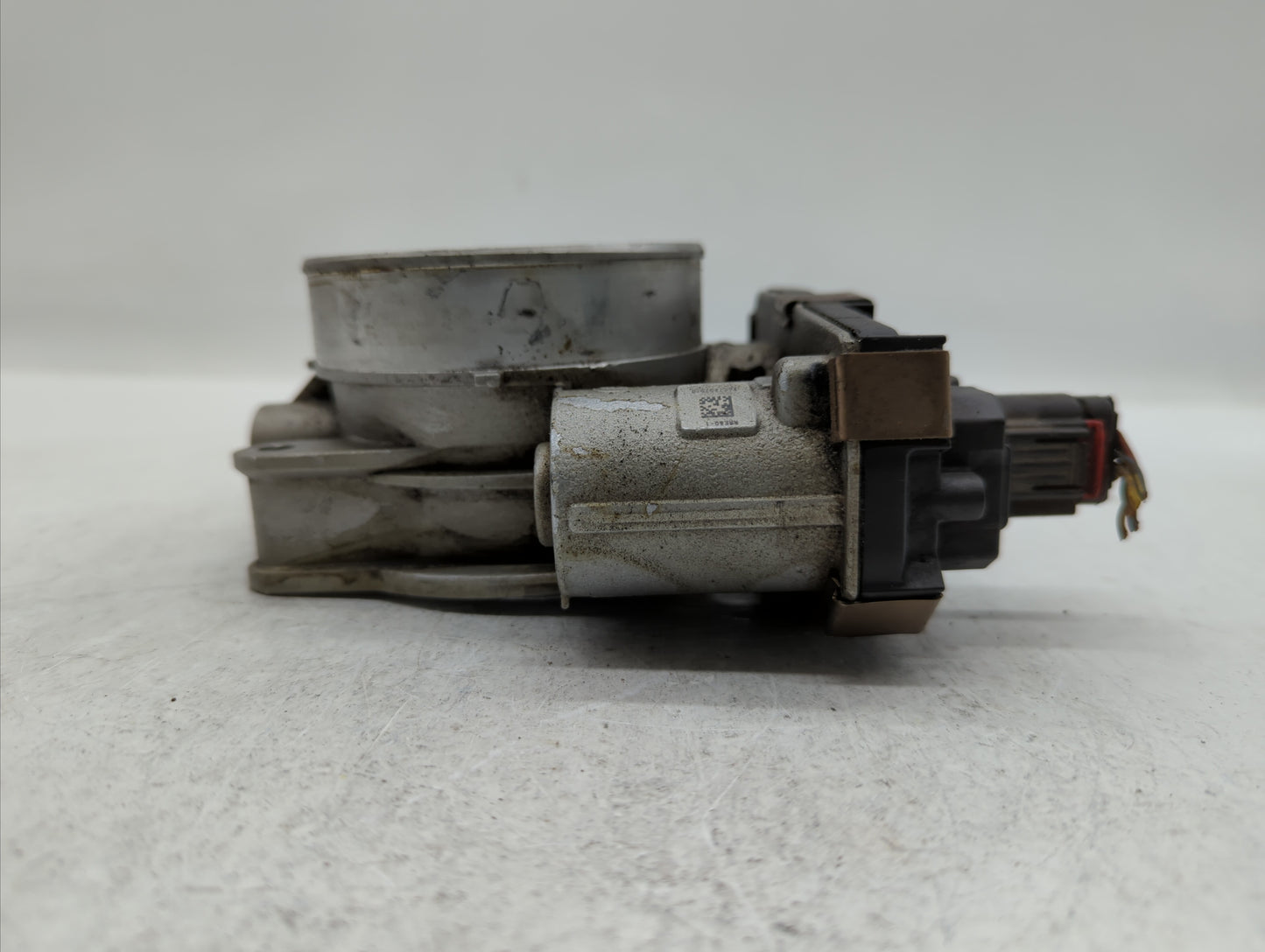 2014-2019 Chevrolet Silverado 1500 Throttle Body P/N:12678224 12617792 Fits Fits 2014 2015 2016 2017 2018 2019 OEM Used Auto