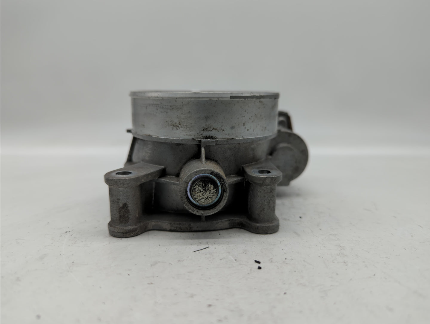 2014-2019 Chevrolet Silverado 1500 Throttle Body P/N:12678224 12617792 Fits Fits 2014 2015 2016 2017 2018 2019 OEM Used Auto
