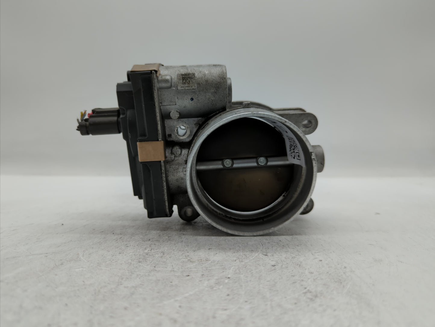 2014-2019 Chevrolet Silverado 1500 Throttle Body P/N:12678224 12617792 Fits Fits 2014 2015 2016 2017 2018 2019 OEM Used Auto