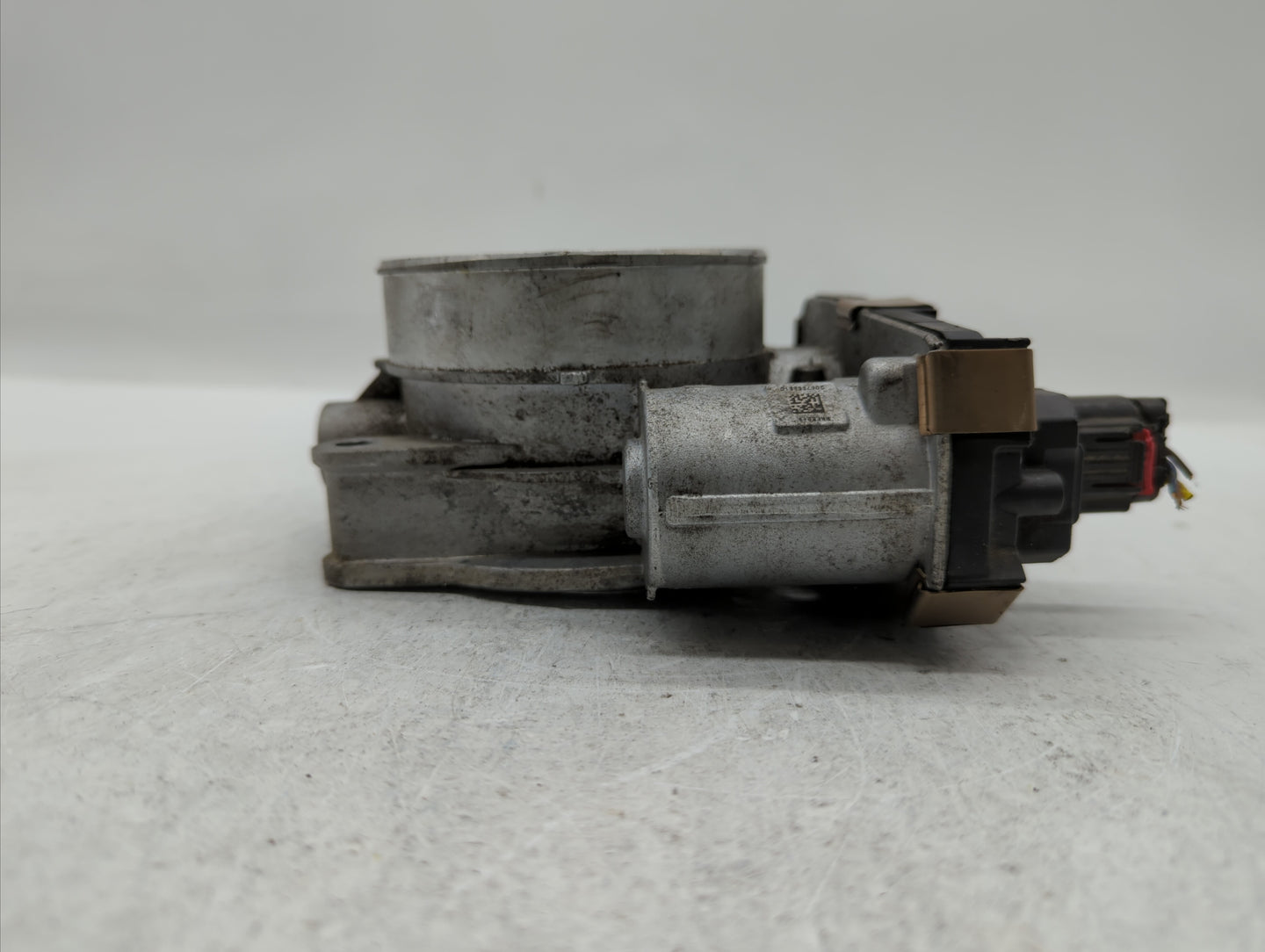 2014-2019 Chevrolet Silverado 1500 Throttle Body P/N:12678224 12617792 Fits Fits 2014 2015 2016 2017 2018 2019 OEM Used Auto