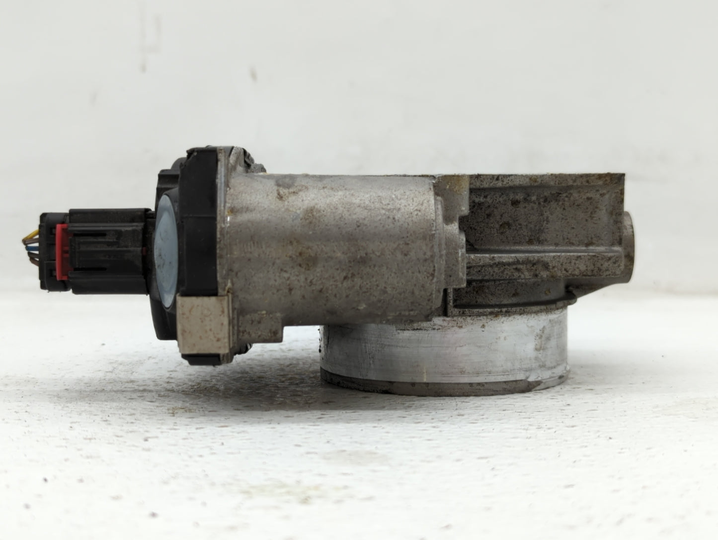 2014-2015 Chevrolet Silverado 1500 Throttle Body P/N:RME72-2B 12632171BA Fits Fits 2014 2015 OEM Used Auto Parts - Oemusedau