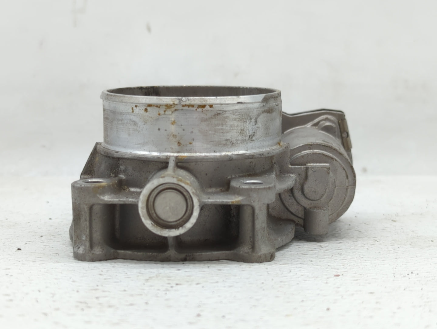 2014-2015 Chevrolet Silverado 1500 Throttle Body P/N:RME72-2B 12632171BA Fits Fits 2014 2015 OEM Used Auto Parts - Oemusedau