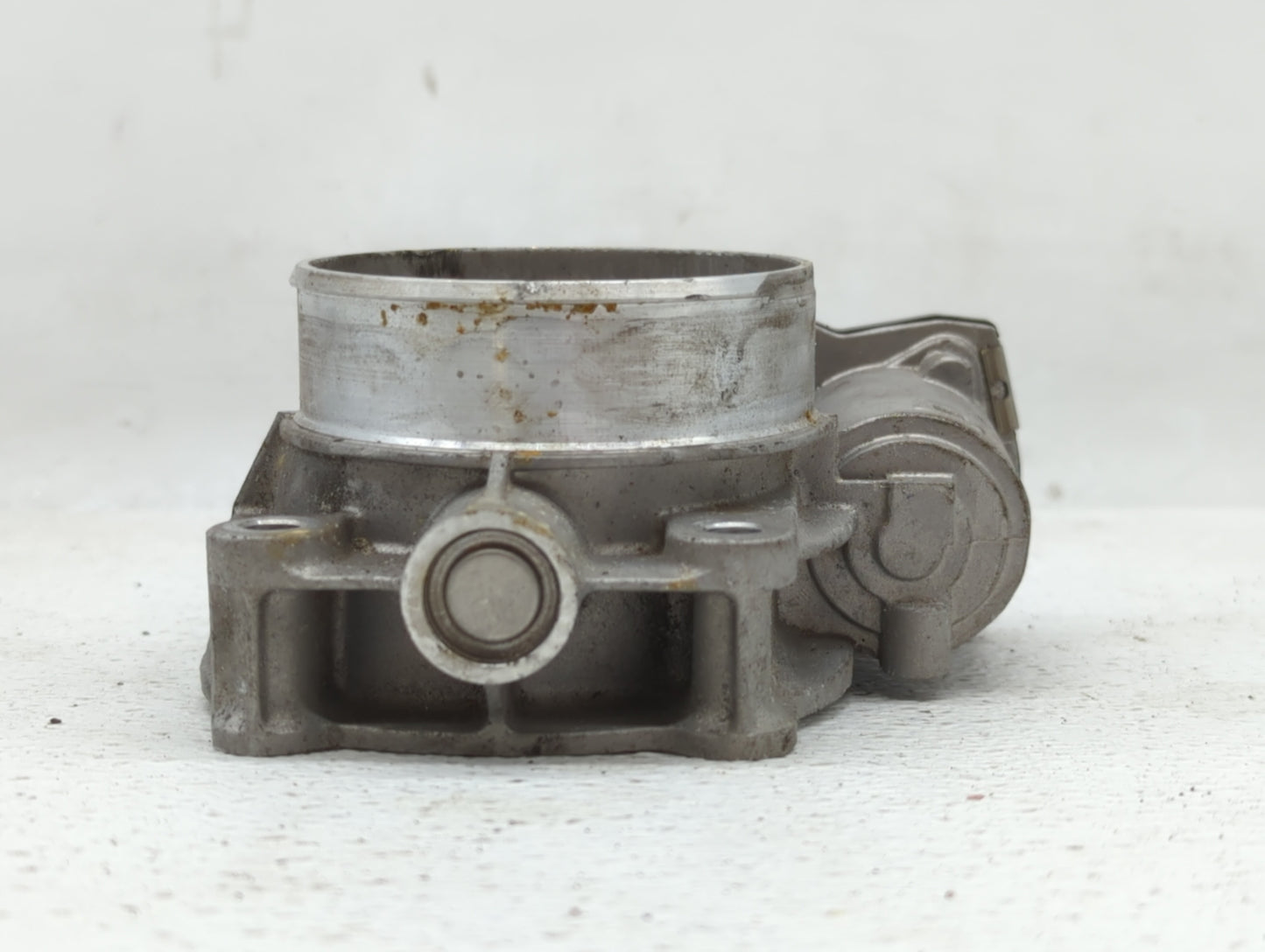 2014-2015 Chevrolet Silverado 1500 Throttle Body P/N:RME72-2B 12632171BA Fits Fits 2014 2015 OEM Used Auto Parts - Oemusedau
