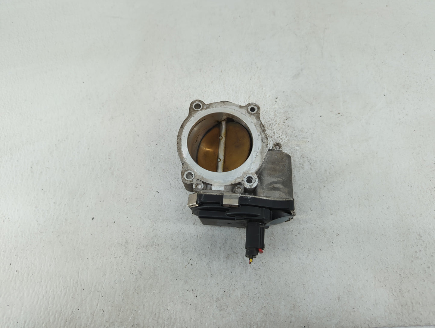 2014-2015 Chevrolet Silverado 1500 Throttle Body P/N:RME72-2B 12632171BA Fits Fits 2014 2015 OEM Used Auto Parts - Oemusedau