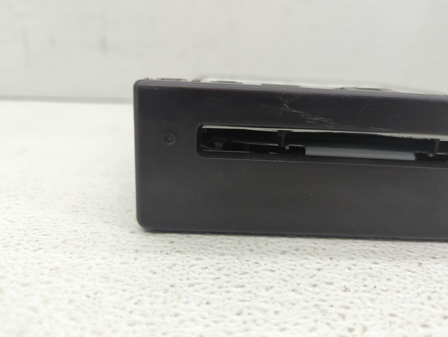 2014 Chevrolet Silverado 1500 Radio AM FM Cd Player Receiver Replacement P/N:23119513 13590747, 23135200 Fits Fits 2013 2015
