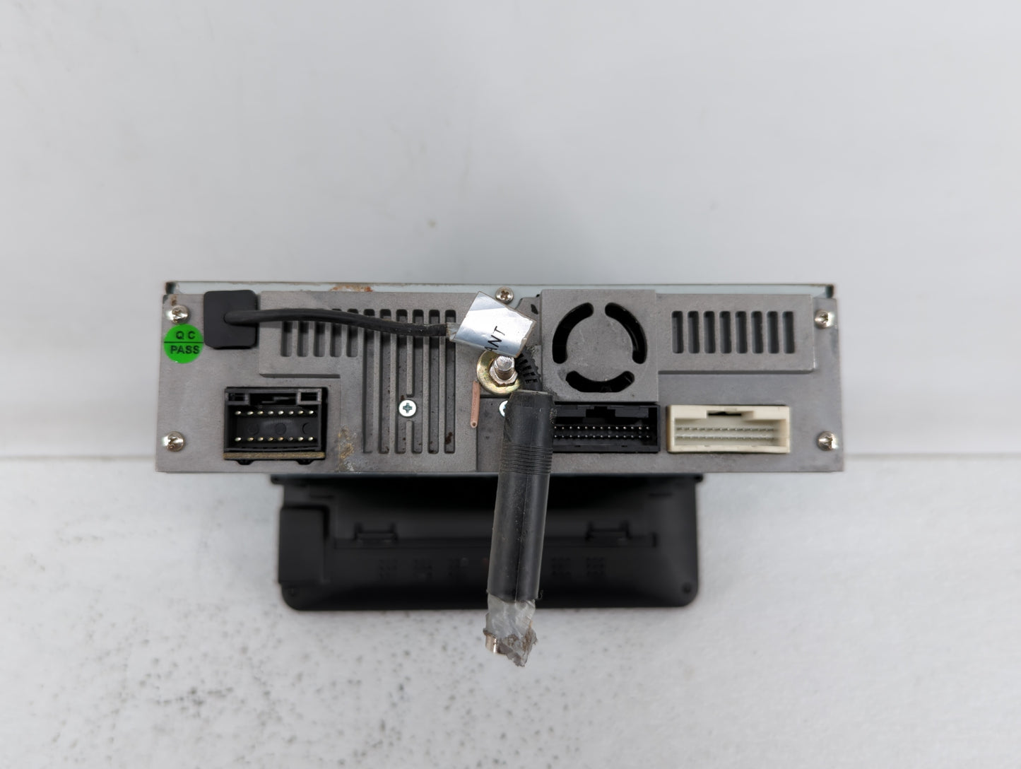 2014 Chevrolet Silverado 1500 Am Fm Cd Player Radio Receiver - Oemusedautoparts1.com