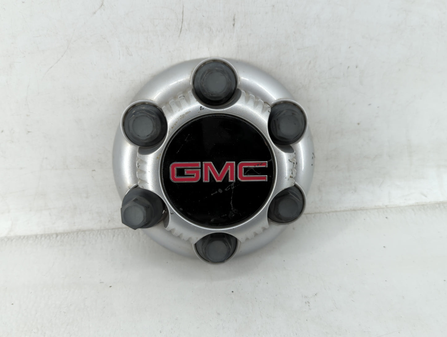 2014 Chevrolet Silverado 1500 Rim Wheel Center Cap Silver - Oemusedautoparts1.com