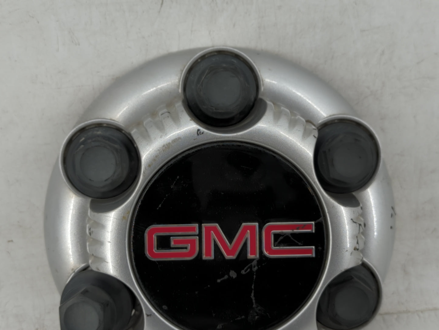 2014 Chevrolet Silverado 1500 Rim Wheel Center Cap Silver - Oemusedautoparts1.com