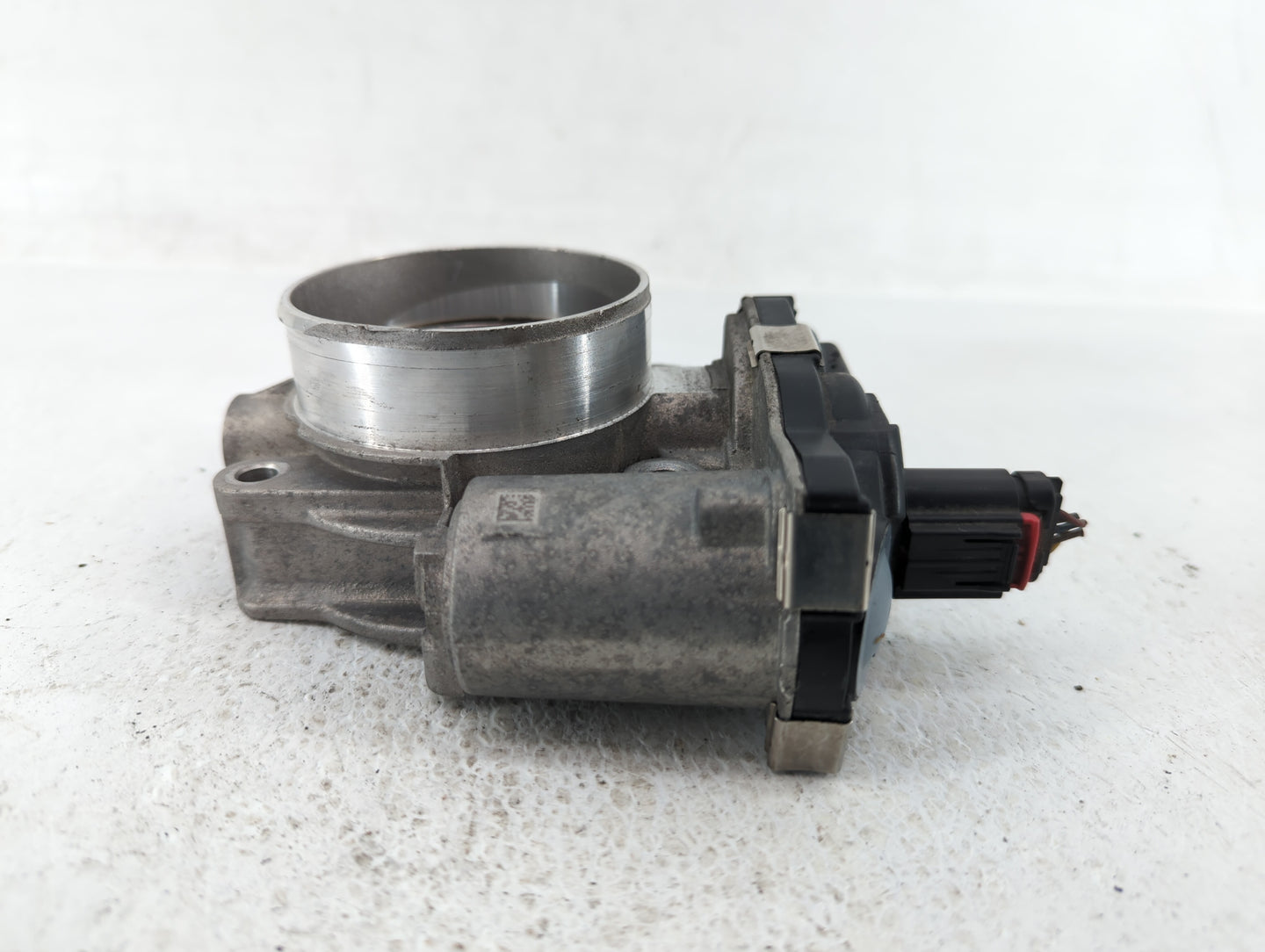 2014-2015 Chevrolet Silverado 1500 Throttle Body P/N:12632171BA Fits Fits 2014 2015 OEM Used Auto Parts - Oemusedautoparts1.