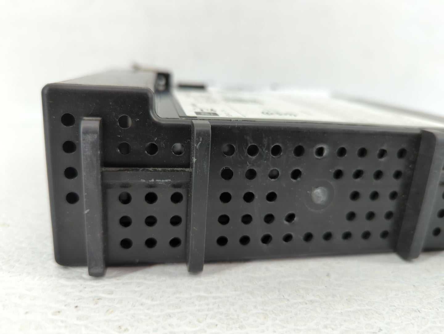 2014-2014 Chevrolet Silverado 1500 Am Fm Cd Player Radio Receiver - Oemusedautoparts1.com
