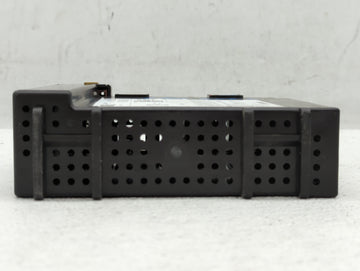 2014 Chevrolet Silverado 1500 Radio AM FM Cd Player Receiver Replacement P/N:13592804 Fits Fits 2013 2015 OEM Used Auto Part