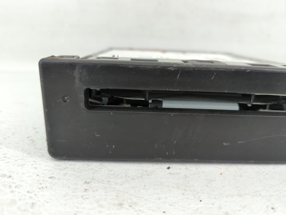 2014 Chevrolet Silverado 1500 Radio AM FM Cd Player Receiver Replacement Fits 2013 2015 OEM Used Auto Parts - Oemusedautopar