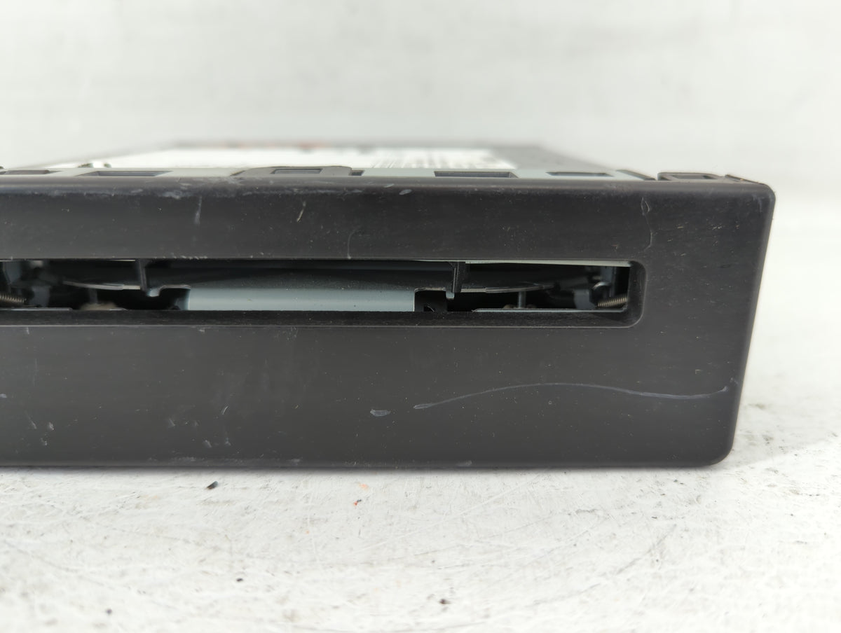 2014 Chevrolet Silverado 1500 Radio AM FM Cd Player Receiver Replacement Fits 2013 2015 OEM Used Auto Parts - Oemusedautopar