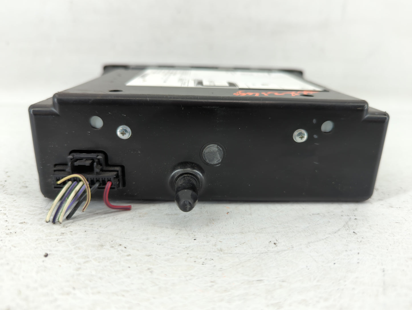 2014 Chevrolet Silverado 1500 Radio AM FM Cd Player Receiver Replacement Fits Fits 2013 2015 OEM Used Auto Parts - Oemusedau