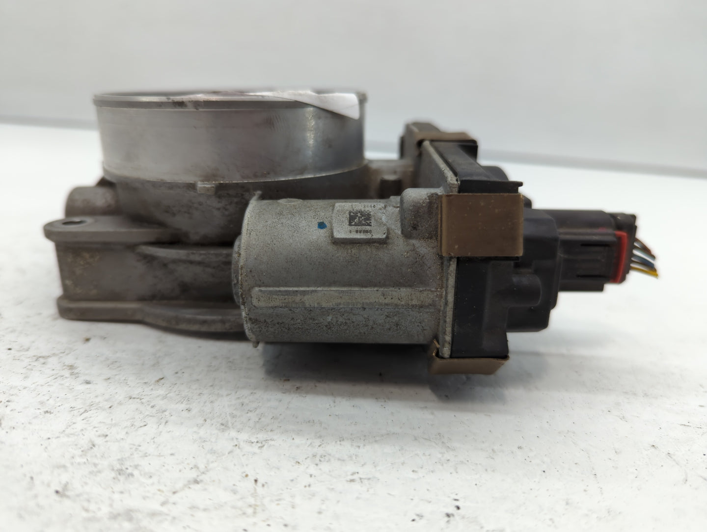 2014-2022 Chevrolet Silverado 1500 Throttle Body P/N:12617792 Fits Fits 2014 2015 2016 2017 2018 2019 2020 2021 2022 OEM Use