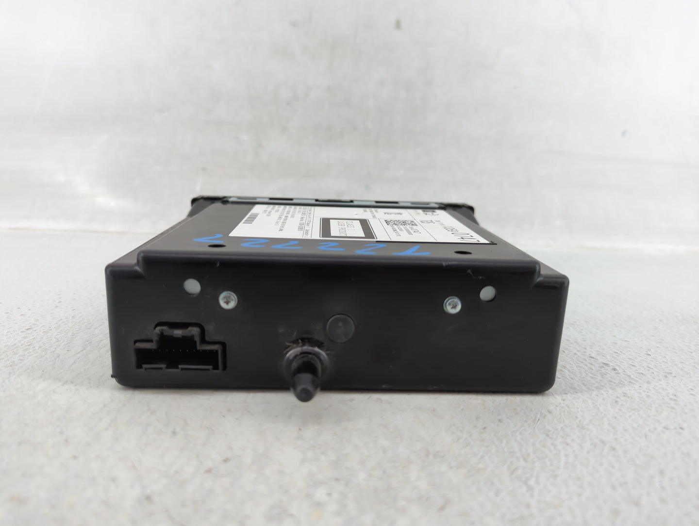 2014 Chevrolet Silverado 1500 Radio AM FM Cd Player Receiver Replacement P/N:13590747 Fits Fits 2013 2015 OEM Used Auto Part