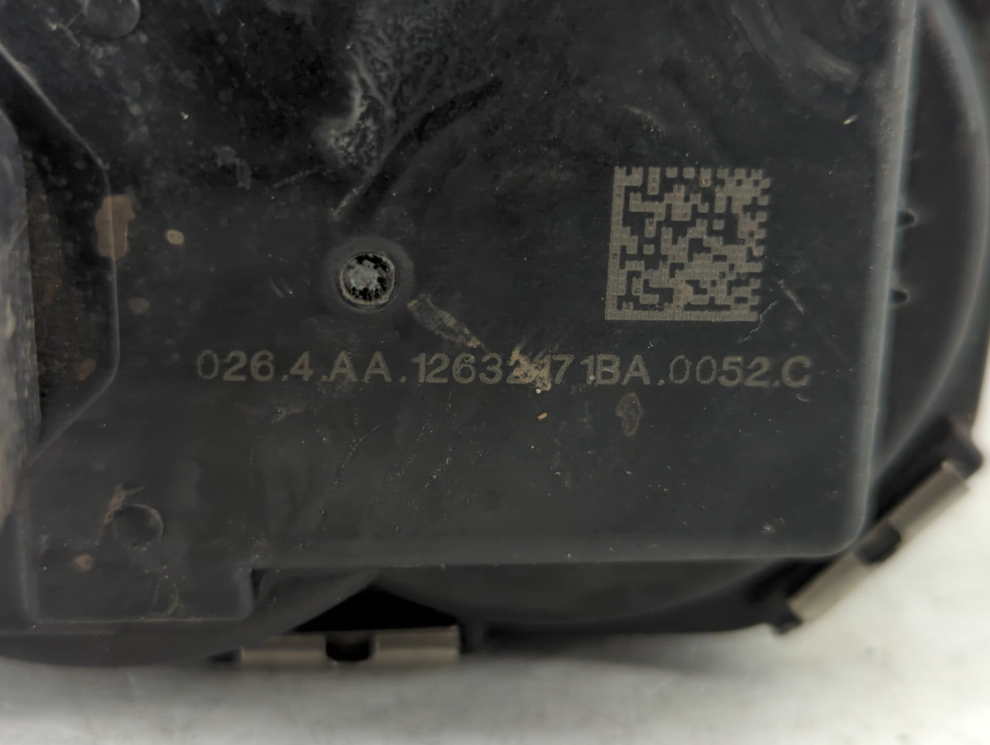 2014-2015 Chevrolet Silverado 1500 Throttle Body P/N:12632171BA Fits Fits 2014 2015 OEM Used Auto Parts - Oemusedautoparts1.
