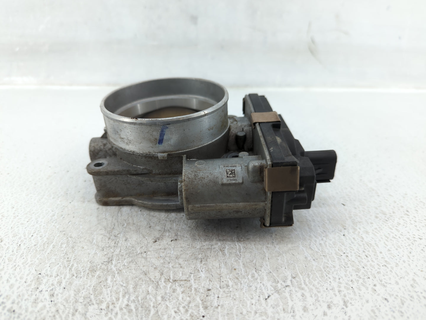 2014-2022 Chevrolet Silverado 1500 Throttle Body P/N:12617792 Fits Fits 2014 2015 2016 2017 2018 2019 2020 2021 2022 OEM Use