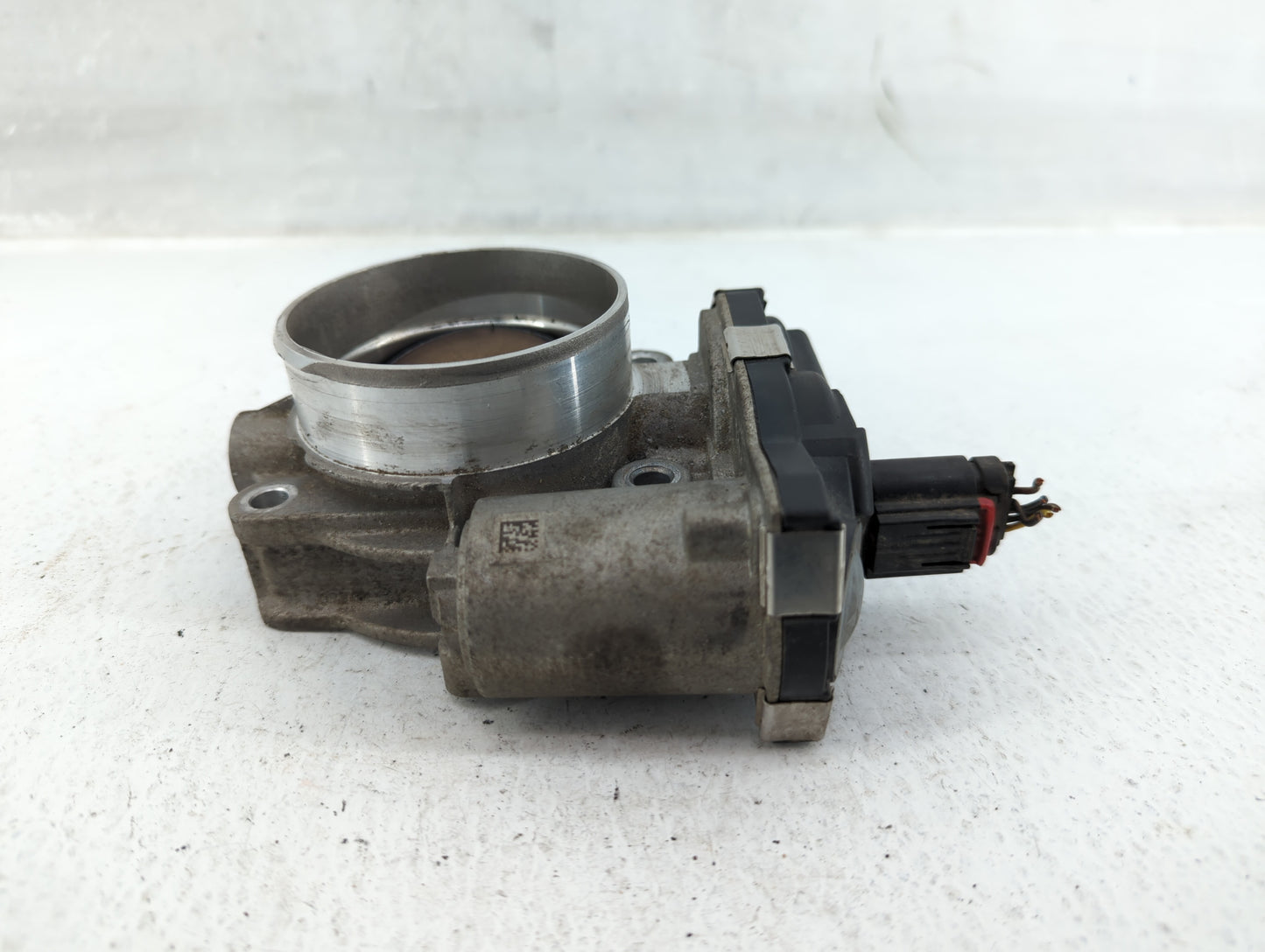 2014-2015 Chevrolet Silverado 1500 Throttle Body P/N:12632171BA Fits Fits 2014 2015 OEM Used Auto Parts - Oemusedautoparts1.