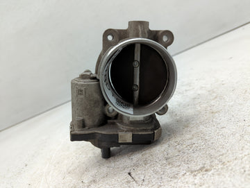 2014-2015 Chevrolet Silverado 1500 Throttle Body P/N:12632171BA Fits Fits 2014 2015 OEM Used Auto Parts - Oemusedautoparts1.