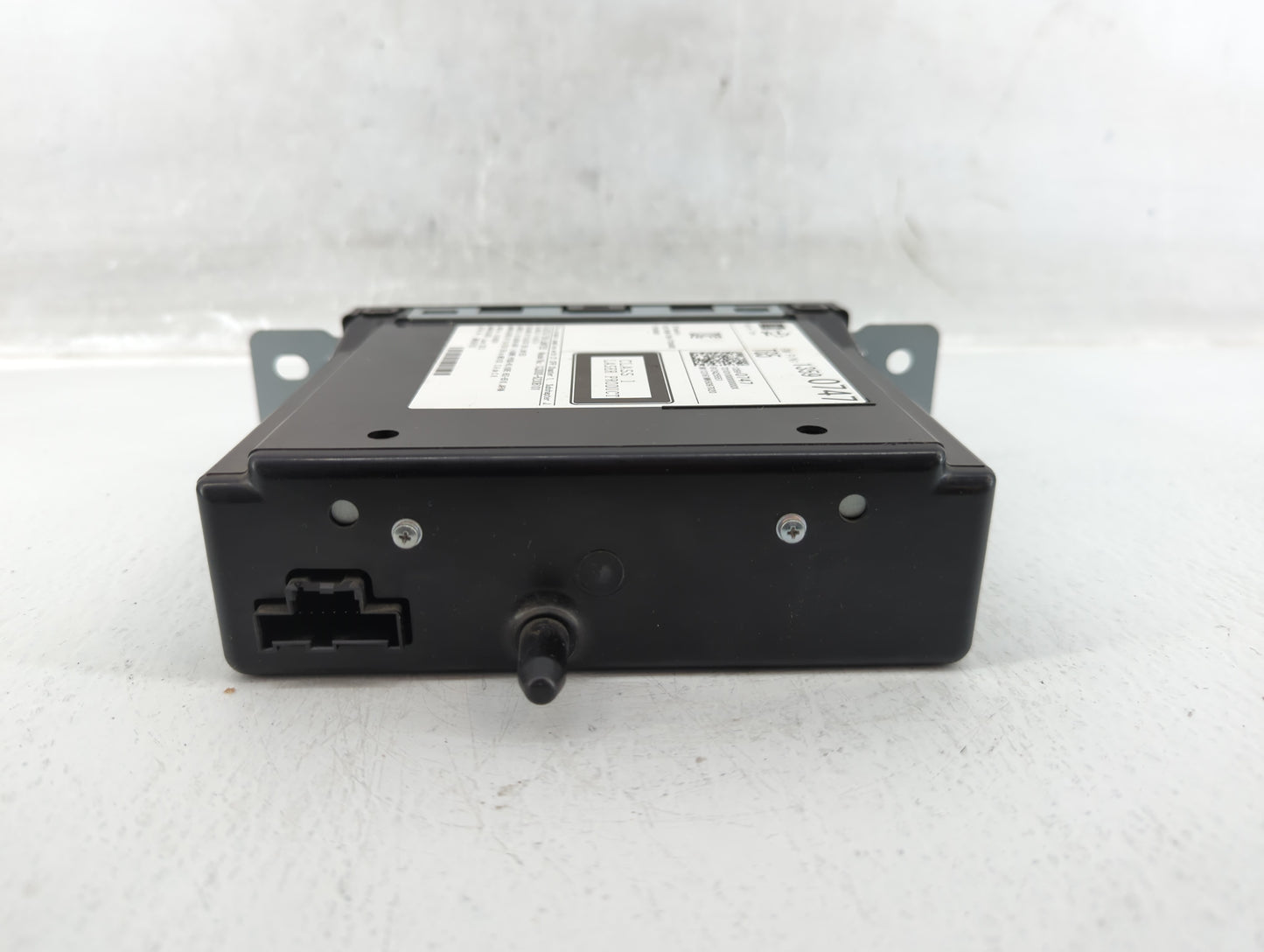 2014 Chevrolet Silverado 1500 Radio AM FM Cd Player Receiver Replacement P/N:13590747 Fits Fits 2013 2015 OEM Used Auto Part