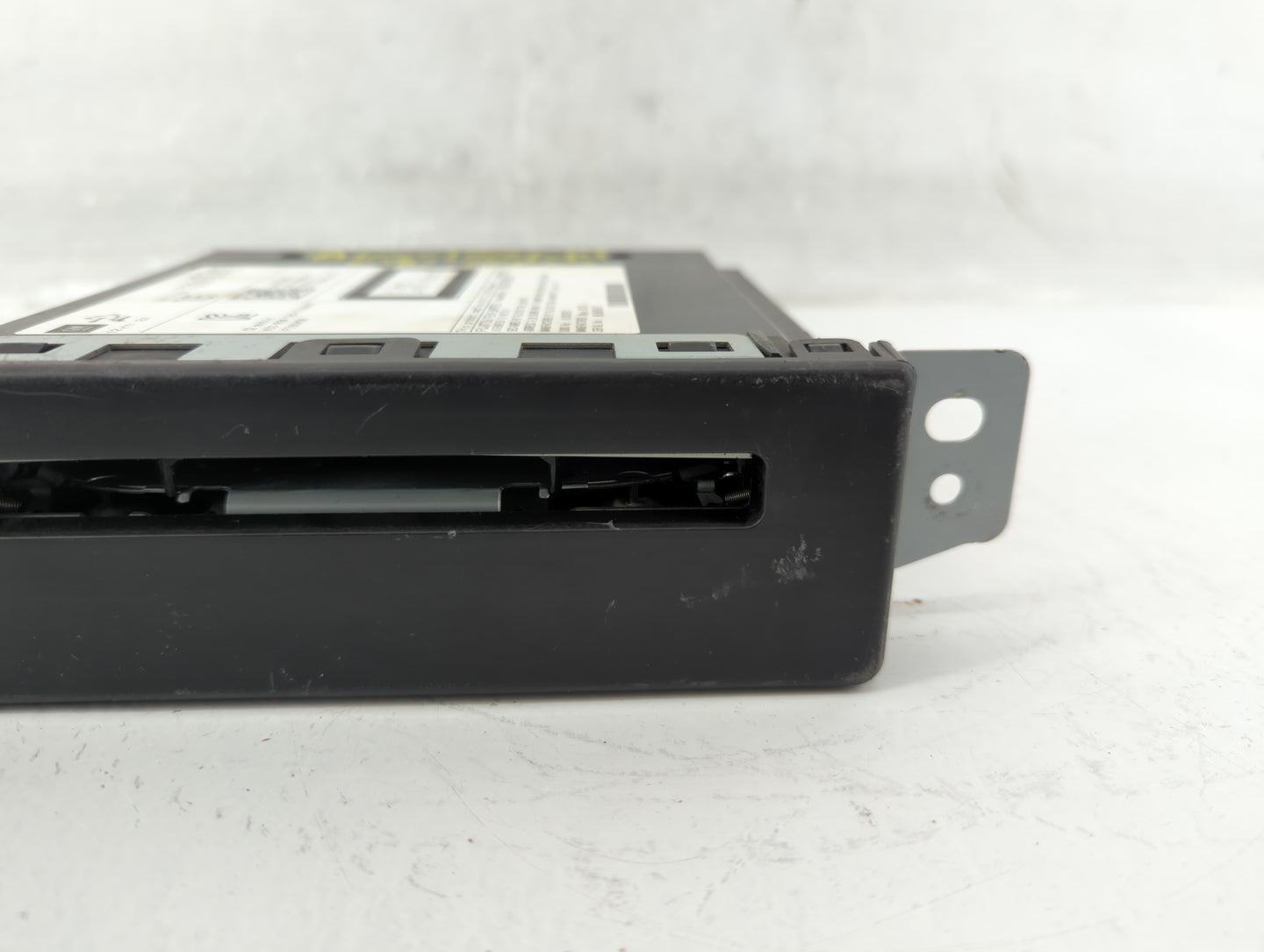 2014-2014 Chevrolet Silverado 1500 Am Fm Cd Player Radio Receiver - Oemusedautoparts1.com