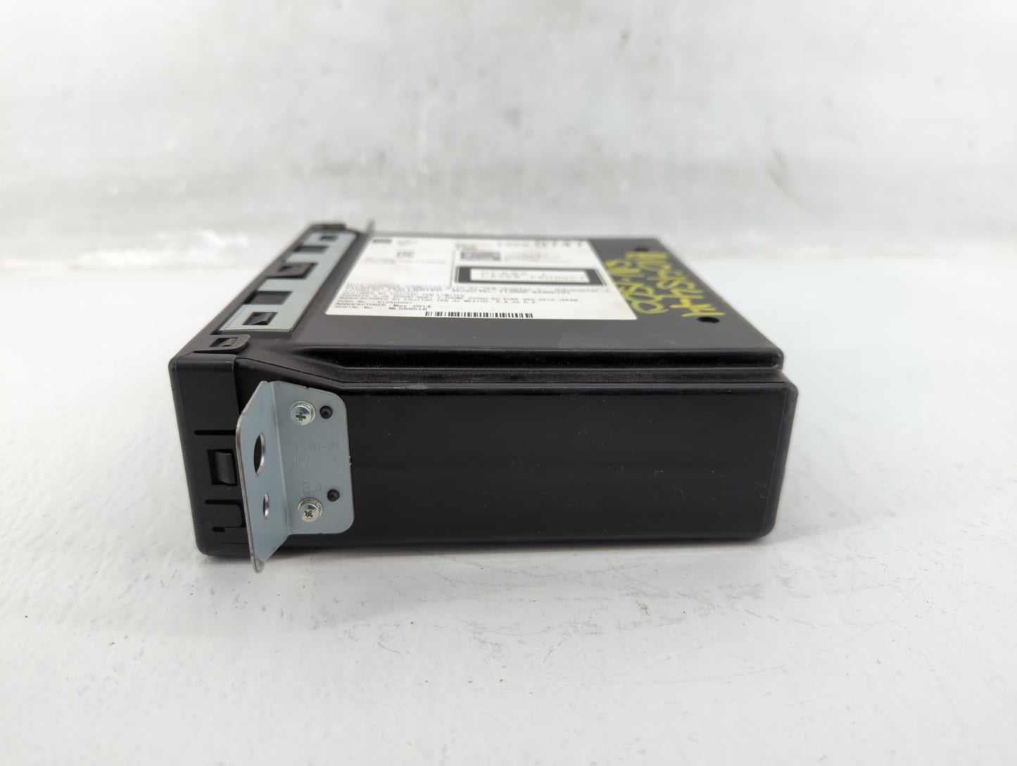 2014-2014 Chevrolet Silverado 1500 Am Fm Cd Player Radio Receiver - Oemusedautoparts1.com
