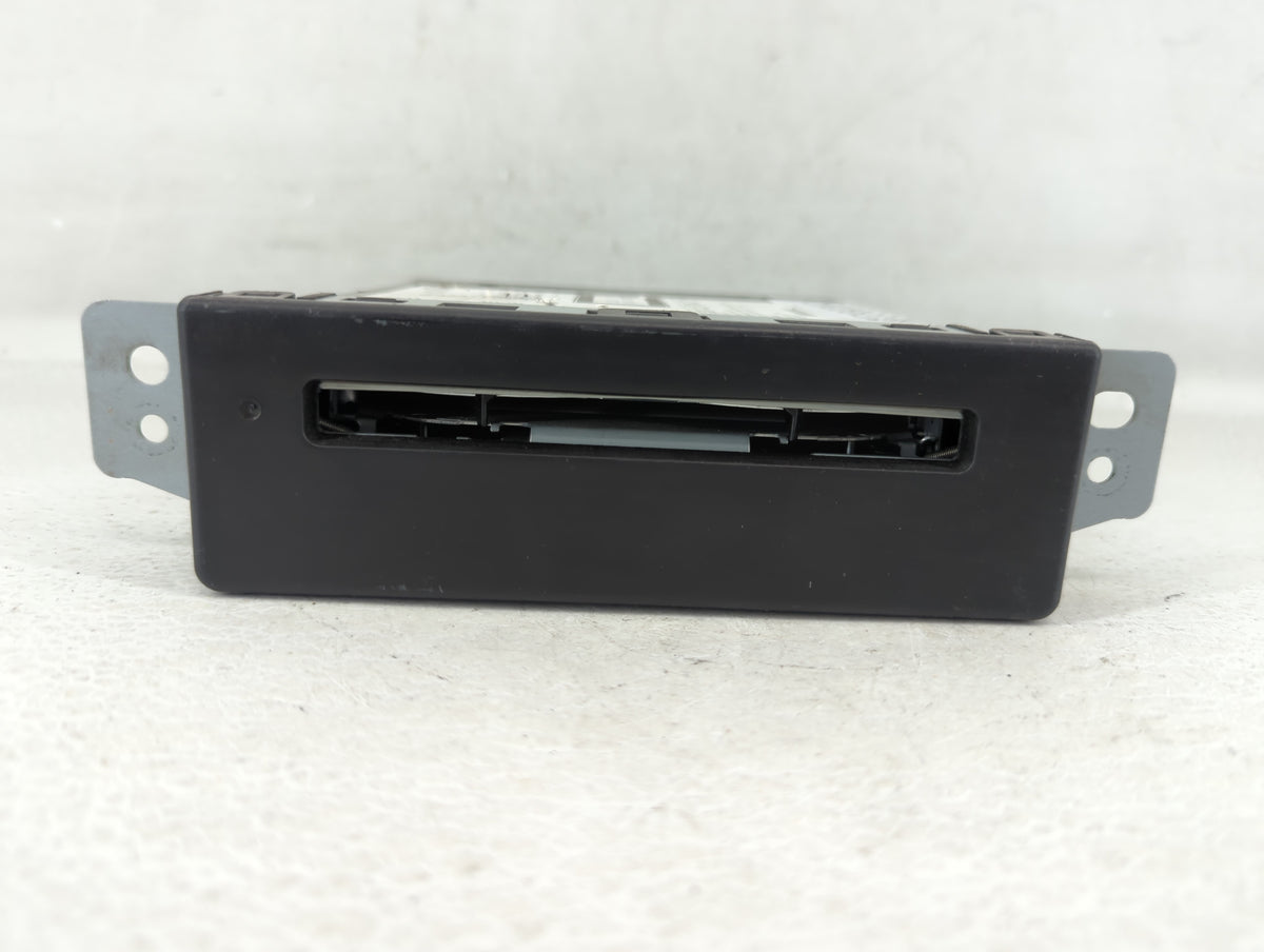 2014-2014 Chevrolet Silverado 1500 Am Fm Cd Player Radio Receiver 582882 - Oemusedautoparts1.com